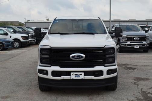2025 Ford F-350 Platinum