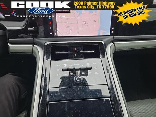 2024 Porsche Panamera 4