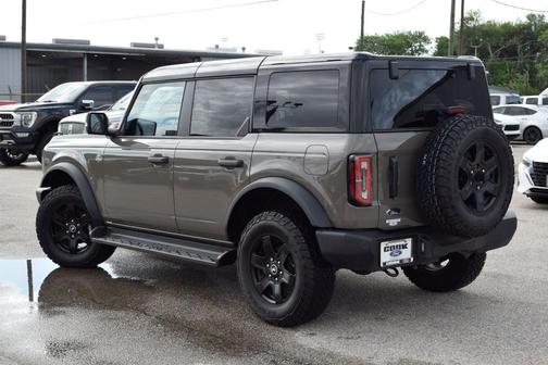 Gray 2025 Ford Bronco Outer Banks