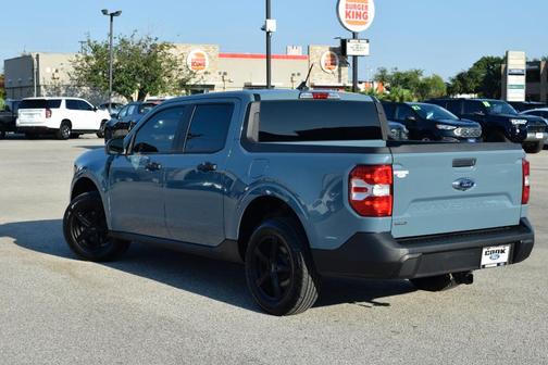 2023 Ford Maverick XL