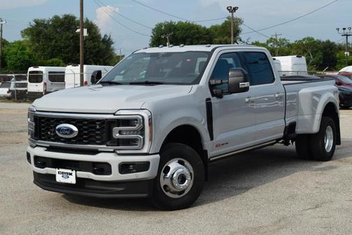 2026 Ford F-350 Platinum