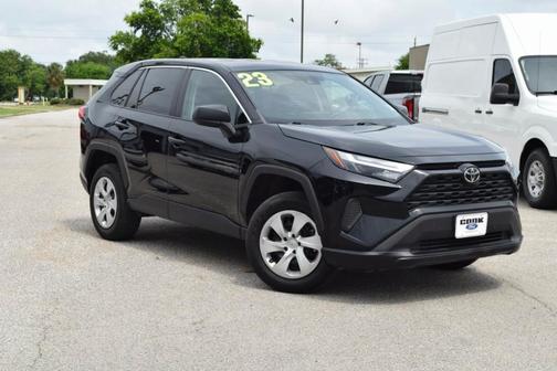 2023 Toyota RAV4 LE