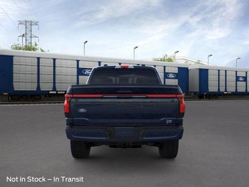 2025 Ford F-150 Lightning LARIAT