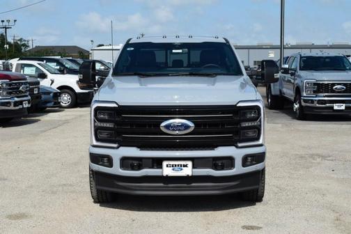 2025 Ford F-250 Platinum