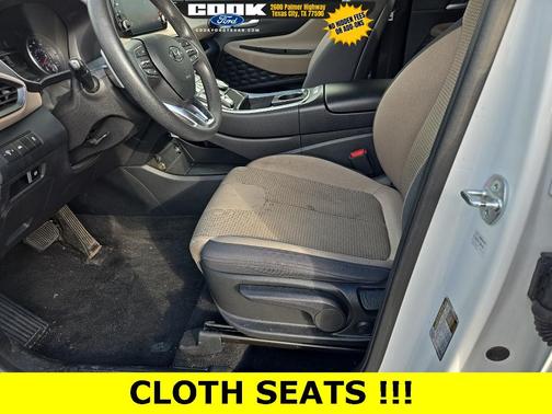 2023 Hyundai SANTA FE SE