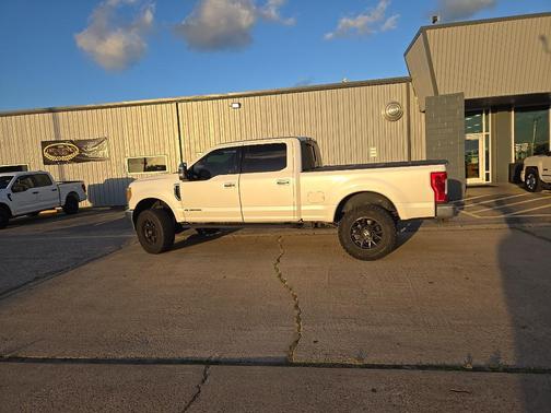 2017 Ford F-250 Lariat