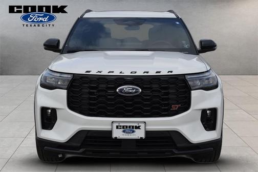 Star White 2026 Ford Explorer ST