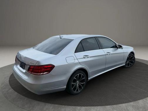 2015 Mercedes-Benz E-Class E 350 4MATIC Sedan 4D