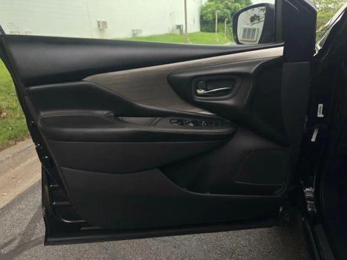 Magnetic Black 2018 Nissan Murano S