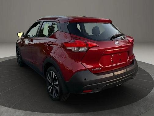 2020 Nissan Kicks SV