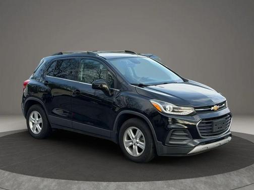 Black 2017 Chevrolet Trax LT