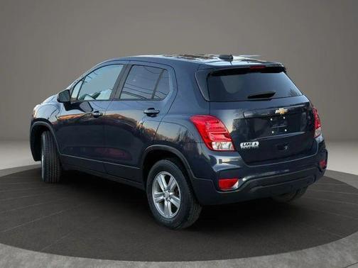 Blue 2018 Chevrolet Trax LS