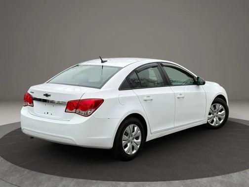 2013 Chevrolet Cruze LS