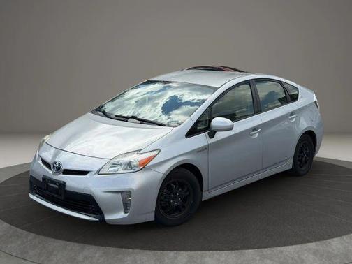 Silver 2015 Toyota Prius Three