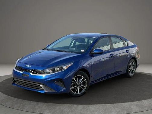 Blue 2023 Kia Forte LXS