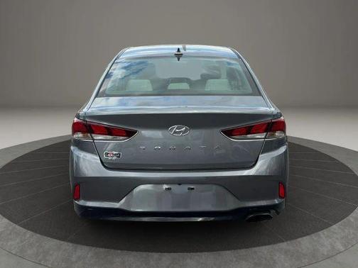 Machine Gray 2018 Hyundai SONATA SE