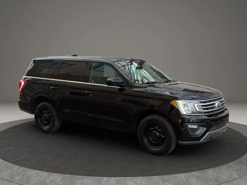 Black 2018 Ford Expedition XL