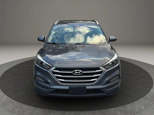 Coliseum Gray 2018 Hyundai TUCSON SEL