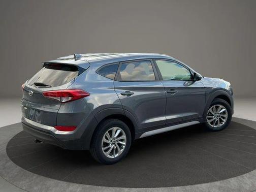 Coliseum Gray 2018 Hyundai TUCSON SEL