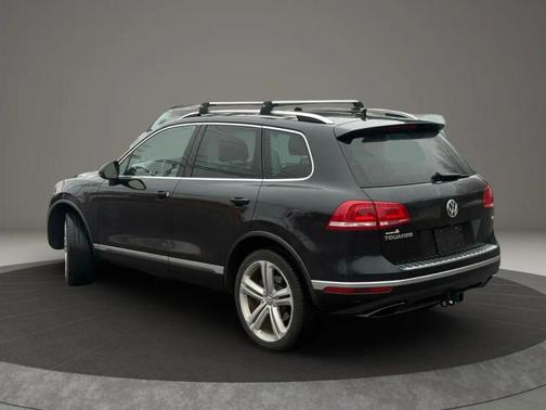 2017 Volkswagen Touareg V6 Executive