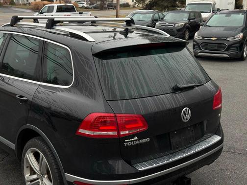2017 Volkswagen Touareg V6 Executive