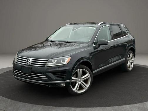 2017 Volkswagen Touareg V6 Executive