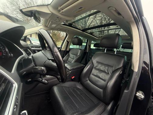 2017 Volkswagen Touareg V6 Executive