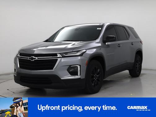 Gray 2023 Chevrolet Traverse LS