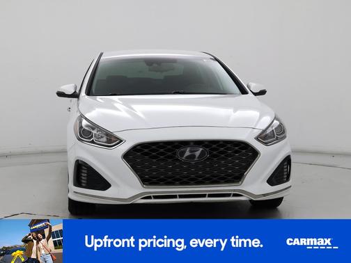 White 2018 Hyundai SONATA SEL