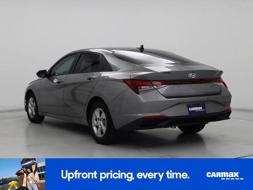 2023 Hyundai ELANTRA SE