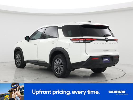 2025 Nissan Pathfinder S