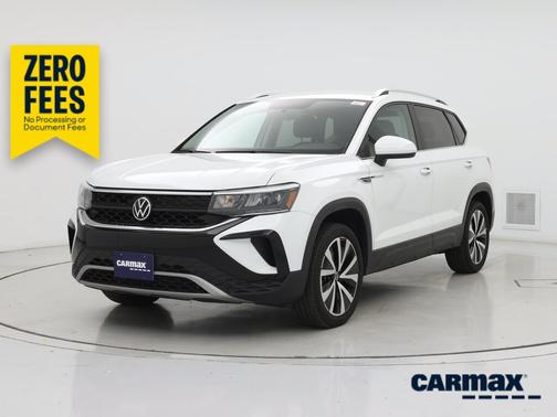 White 2022 Volkswagen Taos SE