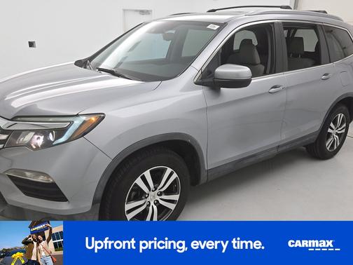 Silver 2017 Honda Pilot EX-L