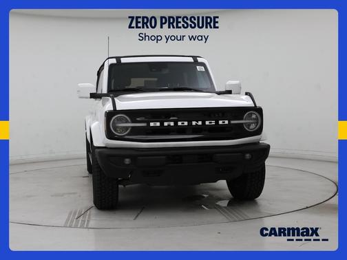 White 2021 Ford Bronco Outer Banks