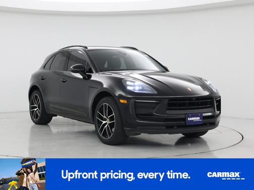 2022 Porsche Macan Base (PDK)