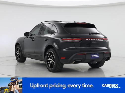 2022 Porsche Macan Base (PDK)