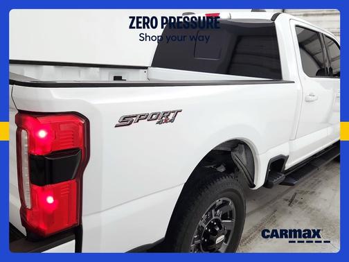 White 2023 Ford F-250 Lariat