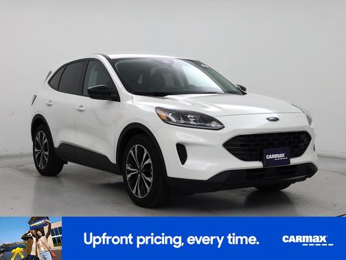 White 2022 Ford Escape SE