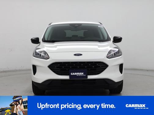 White 2022 Ford Escape SE