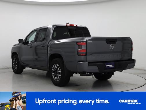 Gray 2024 Nissan Frontier SL