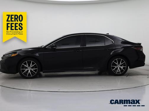Black 2023 Toyota Camry SE