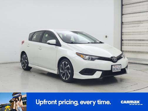White 2018 Toyota Corolla iM