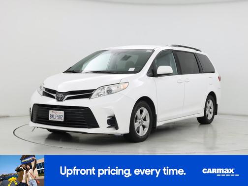 2020 Toyota Sienna LE