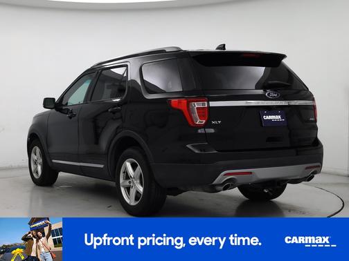 Black 2016 Ford Explorer XLT