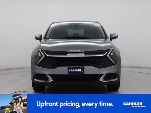 Gray 2024 Kia Sportage LX