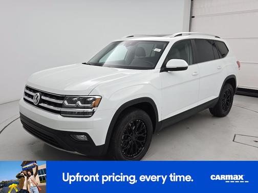 White 2019 Volkswagen Atlas SE w/Tech