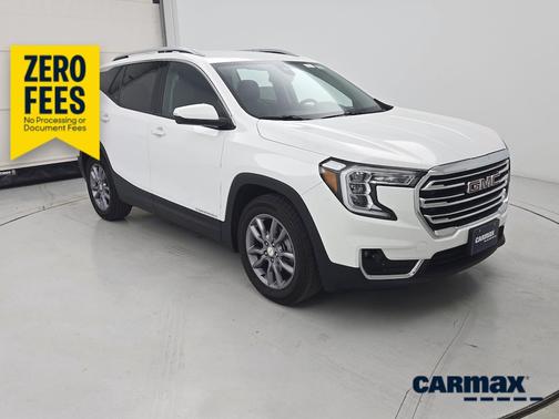 White 2023 GMC Terrain SLT