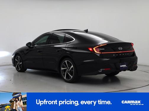 Black 2022 Hyundai SONATA SEL Plus