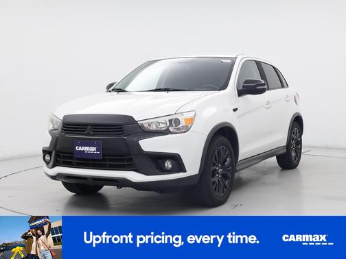White 2017 Mitsubishi Outlander Sport LE
