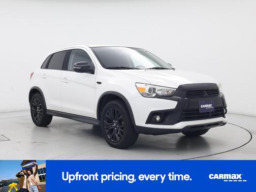 White 2017 Mitsubishi Outlander Sport LE
